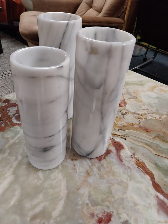 Image 1 of Set of 3 white marble Italian table vases 1970's 21, 22 and 23 cm high