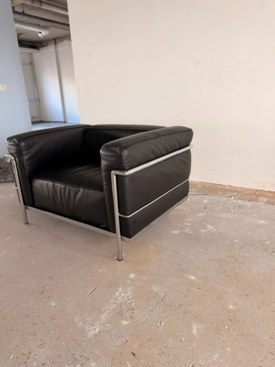 Image 1 of Divano Cassina LC3