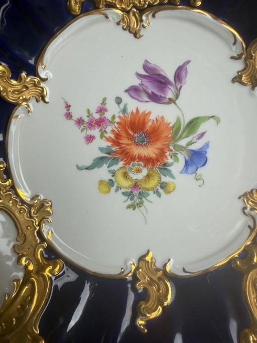 Original Meissen ceremonial plate / ceremonial bowl – Form F152a – Decor 332g – Cobalt blue background – (photo 2 of 7)