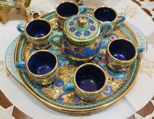 Deruta Byzantine-style majolica coffee set with pure gold