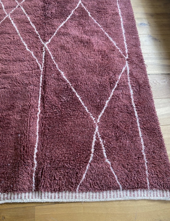 Image 1 of Abstract Berberrug Bordeaux wine 2.5/1.5