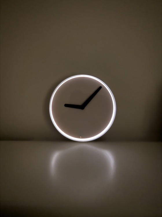 IKEA STOLPA Vintage Wall Clock with Illuminated Rim – Plastic (photo 2 of 6)