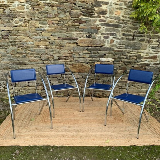 Image 1 of Set van 4 vintage stoelen in blauw imitatieleer en verchroomd metaal
