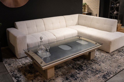 Table basse Breaeve Design à partir d'un panneau d'avion Airbus