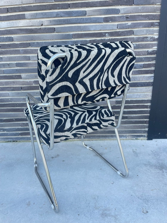 Sedia di design zebra con dettaglio cromato – Sedie da pranzo, Cotone (photo 2 of 5)