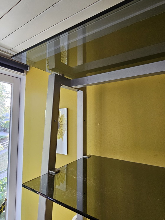 Vitrine similaire à celle de Schroers&Schroers, verre fumé gris – Metal, Glass (photo 6 of 8)