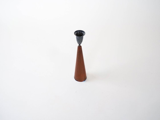 Image 1 of Candelabro de teca, diseño danés, década de 1960, fabricado en Dinamarca.