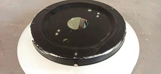 Image 1 of lampada da soffitto rotonda in vetro opalino vintage