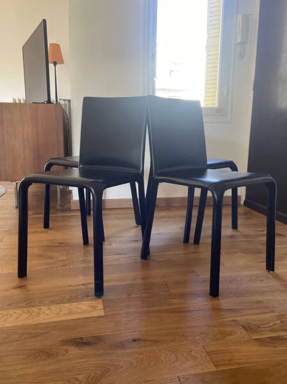 Image 1 of Juego de 4 sillas "Alice" de Bontempi Casa: piel flor y diseño italiano