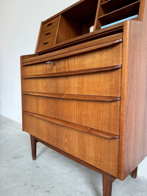 Image 1 of Secrétaire vintage danois avec miroir