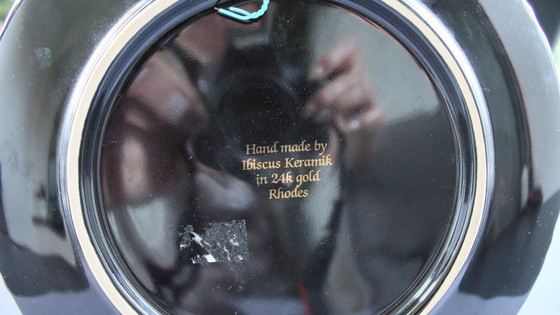 Image 1 of Placa de pared con pintura en oro de 24 quilates, hecha a mano por Ibiscus Keramik Grecia.