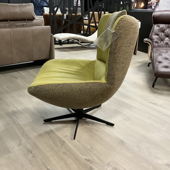Image 1 of Koinor Icluu swivel armchair