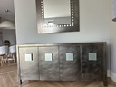 Prachtige design RvS dressoir met bijpassende spiegel 