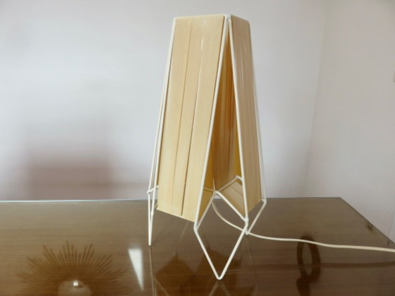 Minimalist lamp by Bengt Johan Gullberg, Sweden, 1950-1960 – Table lamps, Metal, Plastic (photo 4 of 12)