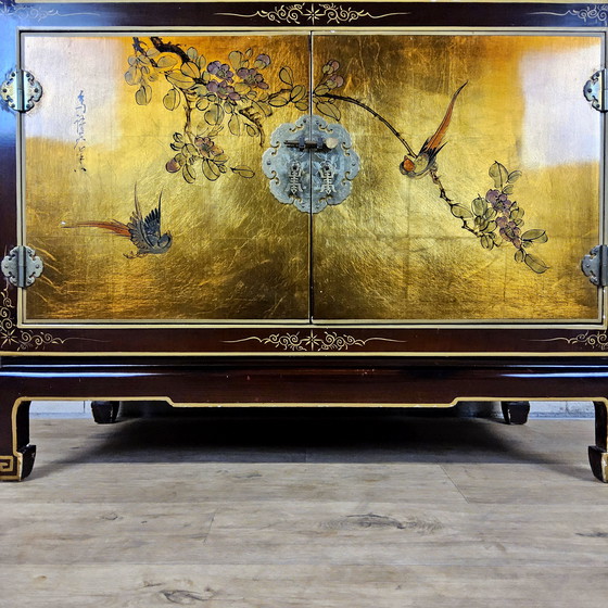 Image 1 of Vintage Chinese kast Bladgoud / Bloemen en Vogels / Bohemian / oosterse/ Aziatische kast 