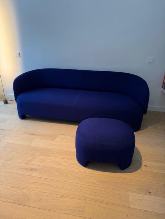 Image 1 of Divani Taru Ligne Roset blu e crema, poggiapiedi. Set in ottime condizioni.
