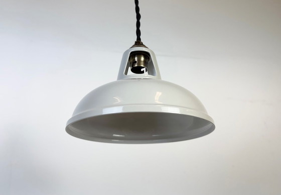 Image 1 of Lampada da soffitto vintage industriale dipinta di beige, anni 2000