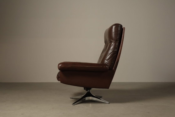 Image 1 of Sillón reclinable giratorio de cuero DS-31 de De Sede, Suiza, década de 1970.