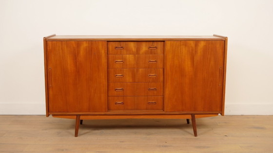 Vintage Sideboard | Danish Design | Teak | 149 Cm – Wood (photo 2 of 13)