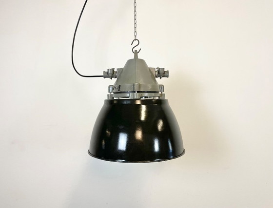 Image 1 of Lampe antidéflagrante gris foncé avec abat-jour émaillé noir, années 1970
