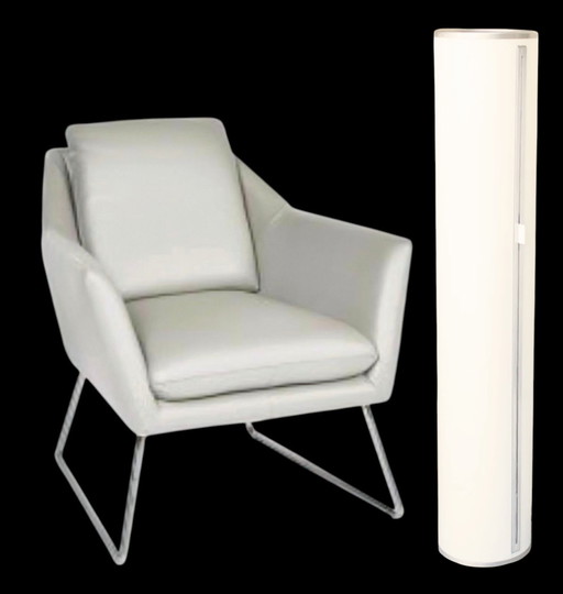 Lampada Pallucco Dot Design 1990 e poltrona Kick Freek 2010