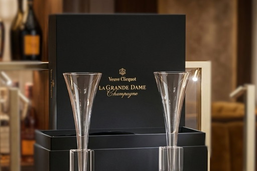 Exclusieve set van 2 Veuve Clicquot "La Grande Dame" champagneglazen – met originele verpakking