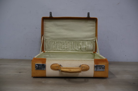 Image 1 of Custodia a mano vintage in pelle bianca e marrone