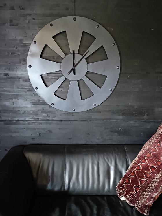 Image 1 of Large round clock