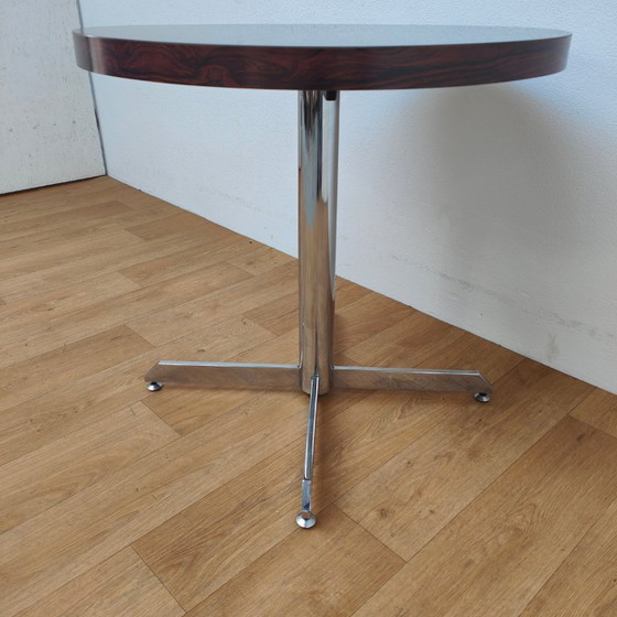 Image 1 of Vintage round Mid Century dining table kitchen table