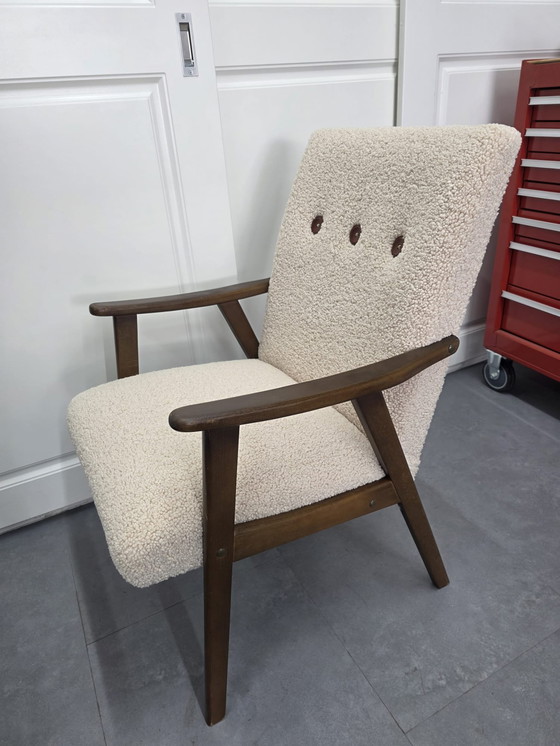 Image 1 of Twee vintage Fauteuils teddy gestoffeerd 