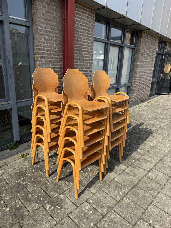 Lot of 24x vintage plywood stacking chairs ‘80s – Dining chairs (photo 11 of 11)