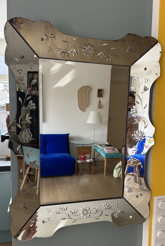 Image 1 of Beautiful Vintage Venetian Mirror – Etched Glass 79x58 cm