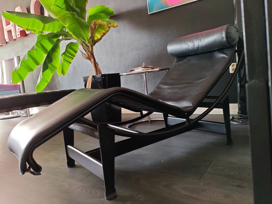 Image 1 of Cassina lc4 black Base & Frame Corbusier 2000s