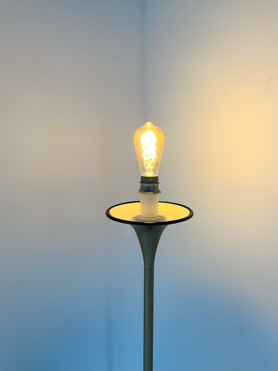 Image 1 of Stehlampe aus Milchglas, 60er Jahre