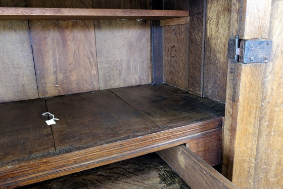 Image 1 of Hollandse 17de eeuwse Toogkast eikenhout