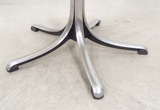 Image 1 of Mid-Century Set of Two White Osvaldo Borsani ‘Modus’ Fiberglass and Aluminium Desk Side Chairs for Tecno, Italy, 1970s. 