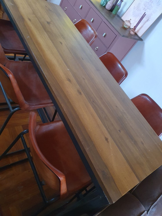 Image 1 of Industriële eettafel en stoelen / bartafel en barkrukken
