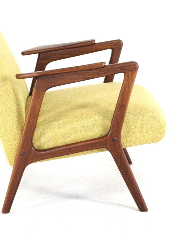 Image 1 of Poltrona vintage 'Hoekschewaard' recentemente rivestita