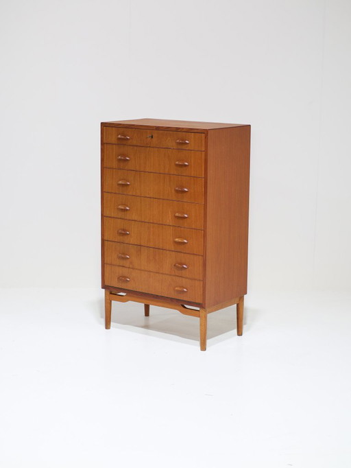 Cómoda alta con zapatero de teca danesa vintage estrecha