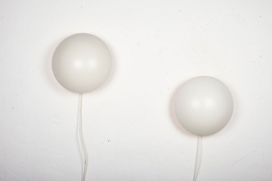 Image 1 of Set di due lampade da parete "P Hat" disegnate da Poul Henningsen per Louis Poulsen, Danimarca, anni '60