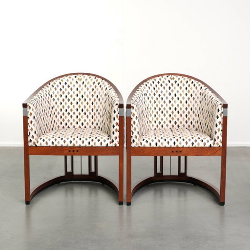 Unique Art Deco design Schuitema armchairs/occasional chairs from the Decoforma series with beautiful fabric upholstery.