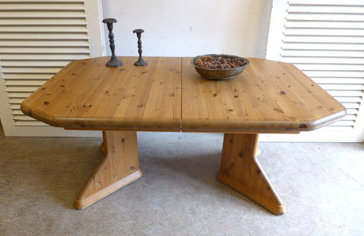 Table de salle à manger danoise en pin brutaliste extensible