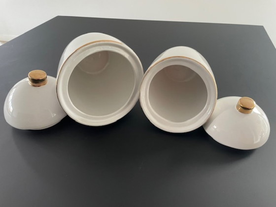 Image 1 of Set mit 2 weißen Saturn-Keramiktöpfen – Hush Living