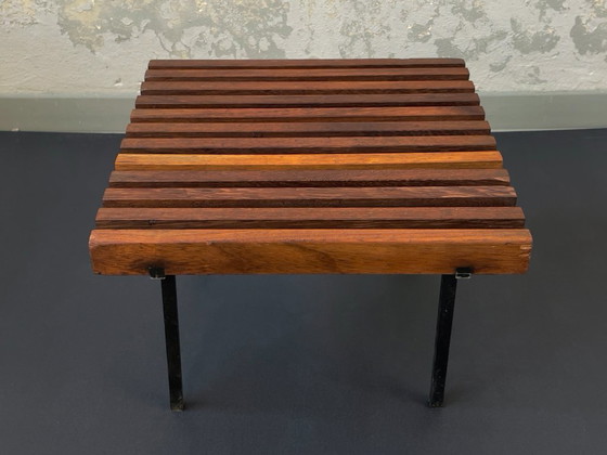 Tavolino per piante in teak Mid-Century, Sgabello, Metallo vintage originale – Libri d'arte, Legno, Ferro (photo 4 of 12)