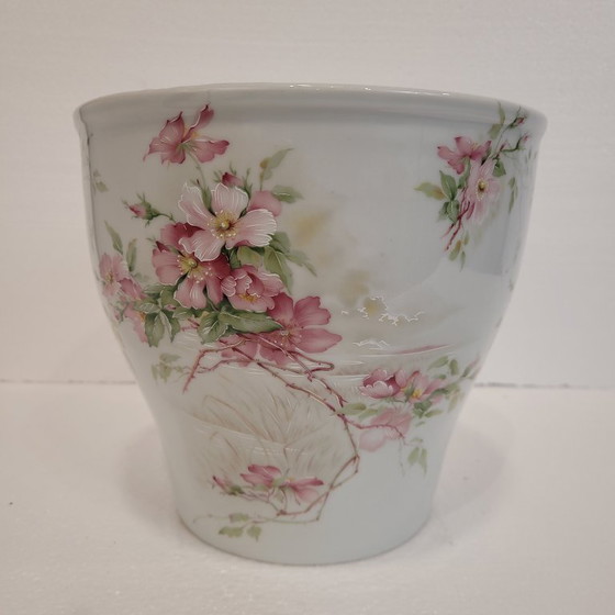Image 1 of Floral design cache pot, Limoges porcelain, 60&#39;s - France