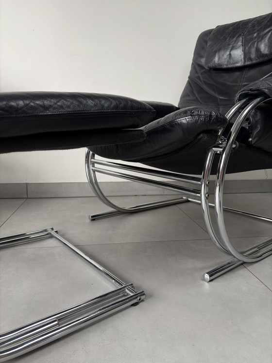 Image 1 of Vintage Bauhaus Loungestoel met Ottoman