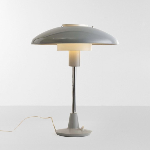 Stilnovo – Modello 8022 – Lampada da tavolo – Metallo cromato e laccato – Design italiano 1950
