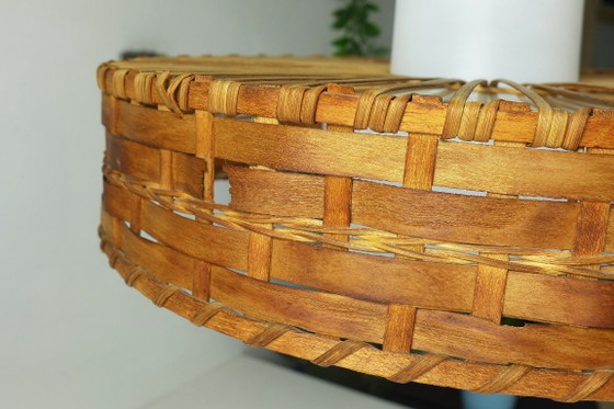 Image 1 of Vintage hanglamp DORIA uit de jaren 60/70, van glas en rotan, UFO-vormig ontwerp, Deens design.