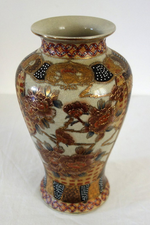 Satsuma vase mid 20th century H31cm