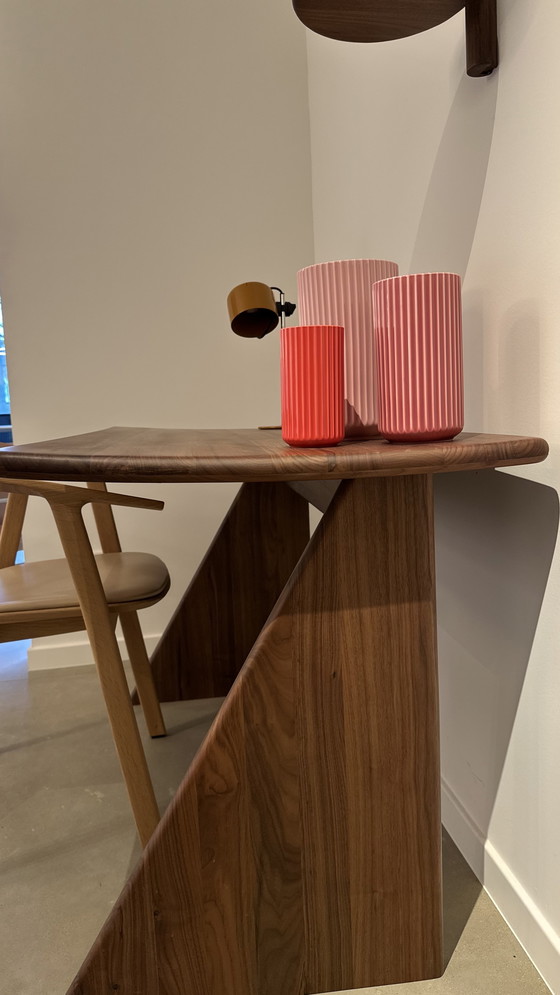 Image 1 of Scrivania Conica